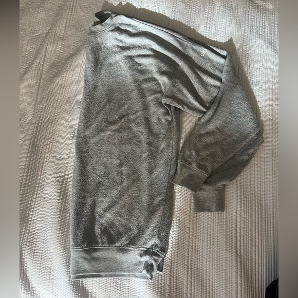 Alo gray pullover long sleeve - Picture 3 of 7
